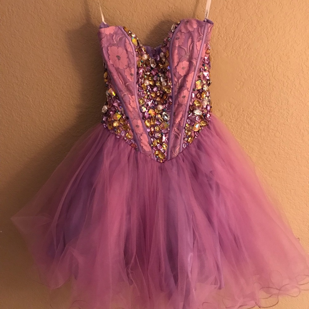 Sherrie Hill Strapless beaded/tulle cocktail/homecoming dress